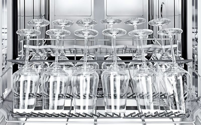 Glass Support: Giá hỗ trợ rượu vang