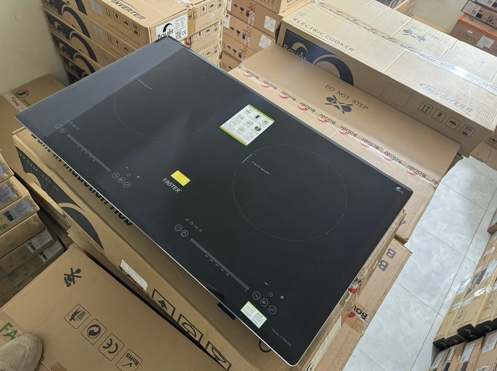 Bếp từ FS 929I Pro tích hợp công nghệ biến tần Half Bridge Inverter với bộ vi xử lý IC chip lõi kép thông minh và IGBT công suất sản xuất bởi hãng Siemens từ CHLB Đức Bếp từ FS 929I Pro tích hợp công nghệ biến tần Half Bridge Inverter với bộ vi xử lý IC chip lõi kép thông minh và IGBT công suất sản xuất bởi hãng Siemens từ CHLB Đức