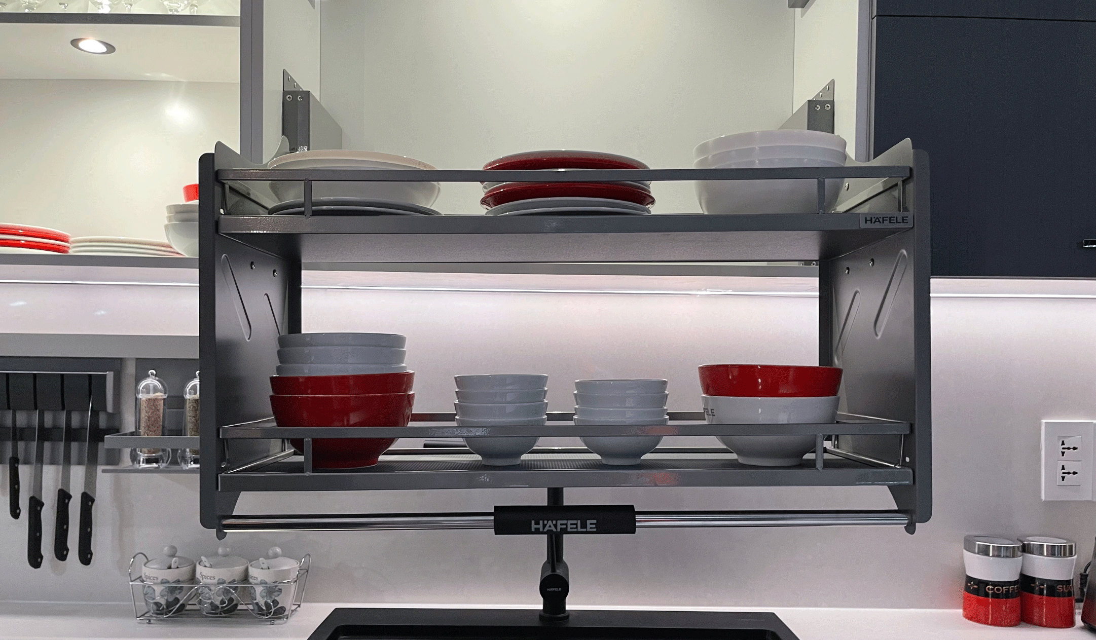 Giá nâng hạ đa năng thép phủ Nano 600mm Hafele 504.76.814 sẽ mang lại cho bạn những trải nghiệm tuyệt vời nhất trong chính căn bếp nhà mình Giá nâng hạ đa năng thép phủ Nano 600mm Hafele 504.76.814 sẽ mang lại cho bạn những trải nghiệm tuyệt vời nhất trong chính căn bếp nhà mình