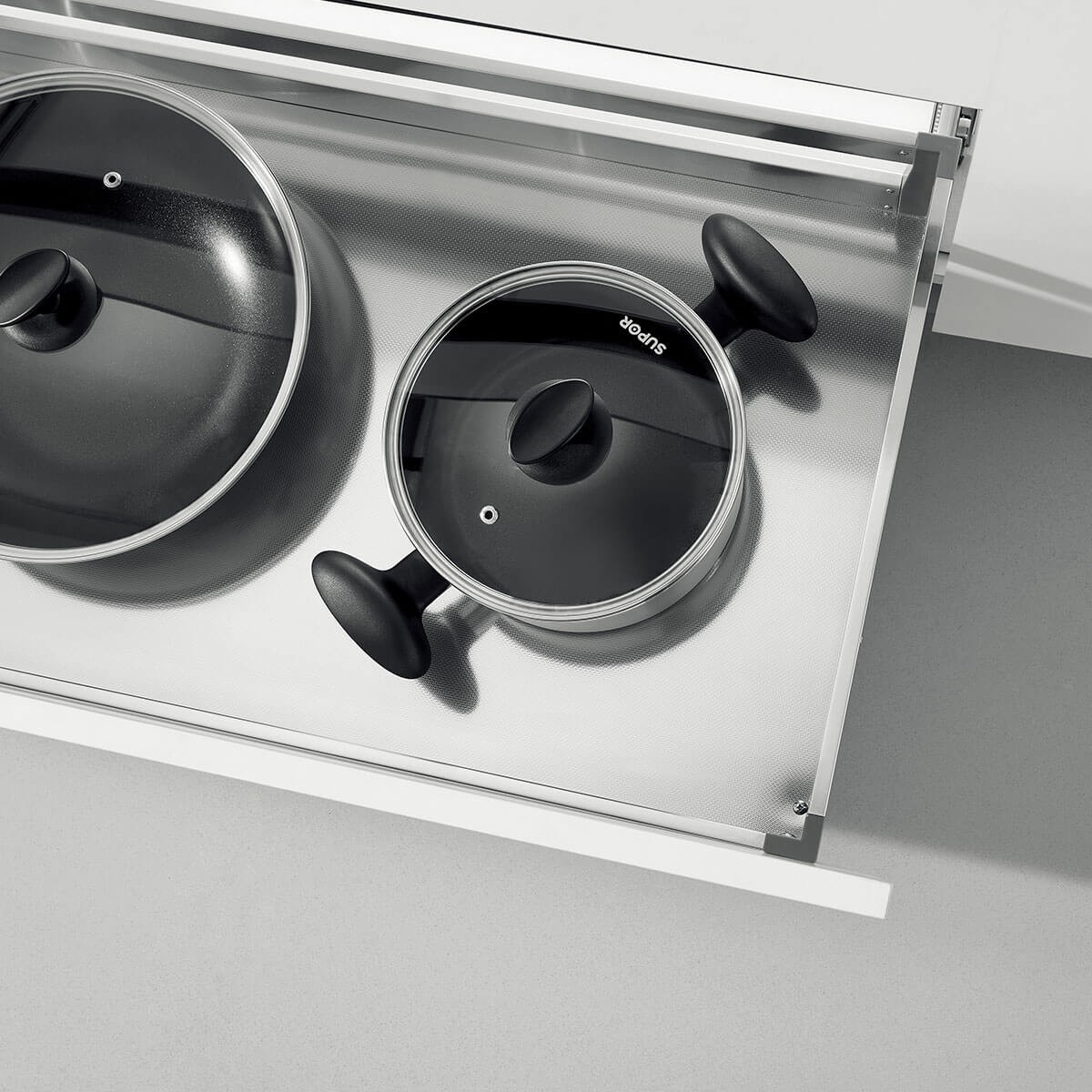 Giá xoong nồi Inox hộp cánh kéo 750mm Eurogold EU130750 | EUB7575 được sản xuất theo dây chuyền công nghệ Châu Âu với kiểu dáng hiện đại, sang trọng. Giá xoong nồi Inox hộp cánh kéo 750mm Eurogold EU130750 | EUB7575 được sản xuất theo dây chuyền công nghệ Châu Âu với kiểu dáng hiện đại, sang trọng.