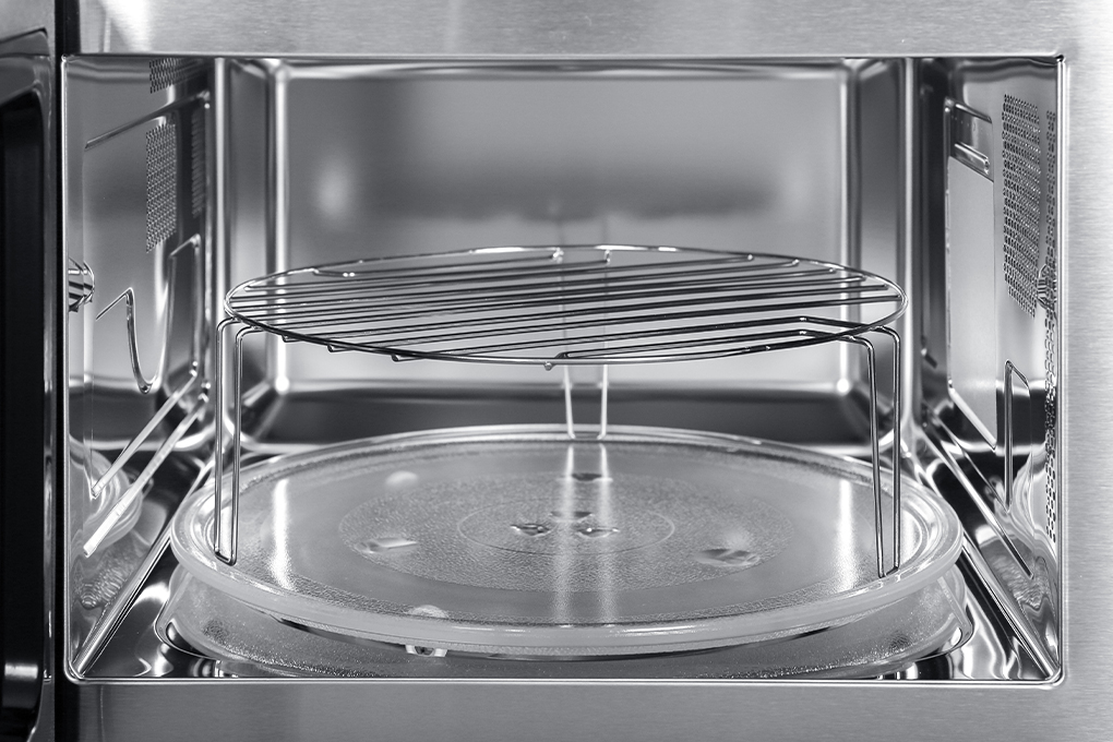 Lò vi sóng Fandi FD-BMW27 là sản phẩm cao cấp 2 trong 1 (tích hợp cả nướng và vi sóng) với dung tích lên đến 28 lít Lò vi sóng Fandi FD-BMW27 là sản phẩm cao cấp 2 trong 1 (tích hợp cả nướng và vi sóng) với dung tích lên đến 28 lít