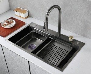 chau-rua-lien-voi-thac-nuoc-henry-hr-c7545-tn-nano-den