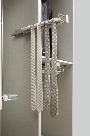 gia-treo-cavat-day-lung-grob-ga-91