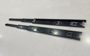 ray-bi-3-tang-khong-giam-chan-thep-ma-mau-den-newera-ne4210a