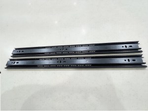 ray-bi-3-tang-khong-giam-chan-thep-ma-mau-den-newera-ne4510-250