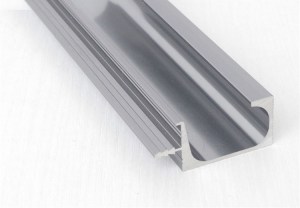 tay-nam-cariny-ta183-c