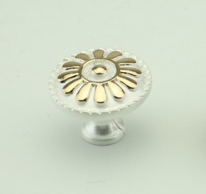 tay-nam-newera-ne1117000wg