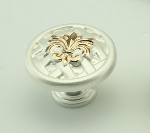 tay-nam-newera-ne2825000wg