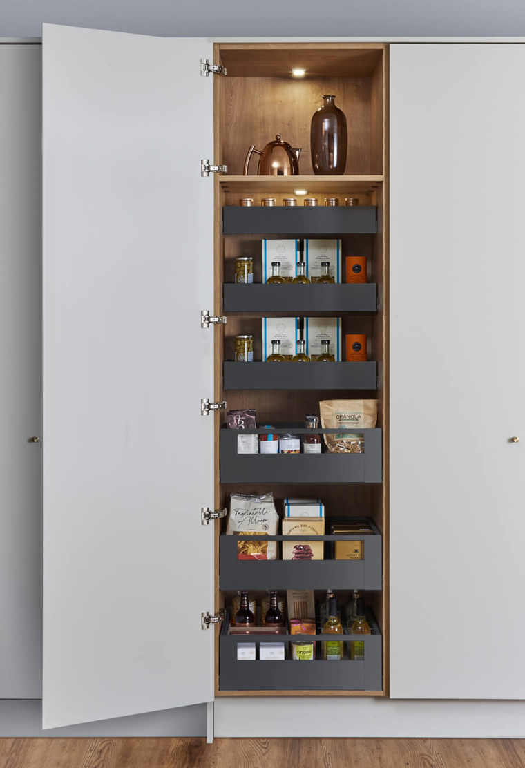 Với sự hiện diện của một chiếc tủ đồ khô ngăn kéo đa năng độc lập 6 tầng ray hộp màu xám 500mm GrandX XPR.B650 trong căn bếp chắc chắn sẽ giúp bạn tiết kiệm được rất nhiều thời gian. Với sự hiện diện của một chiếc tủ đồ khô ngăn kéo đa năng độc lập 6 tầng ray hộp màu xám 500mm GrandX XPR.B650 trong căn bếp chắc chắn sẽ giúp bạn tiết kiệm được rất nhiều thời gian.