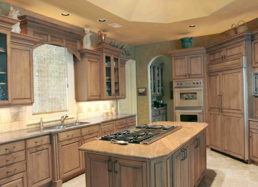 Mẫu tủ bếp gỗ giáng hương đẹp TB-HSN04